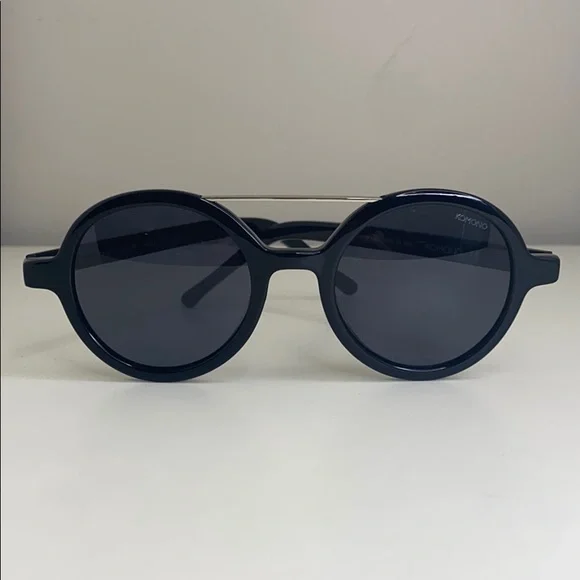 Komono New Vivien Glossy Black Sunglasses